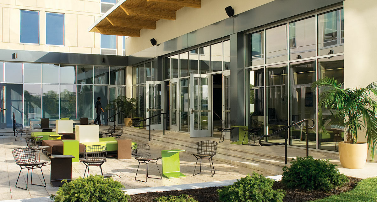 מלון נורת' צ'רלסטון Aloft Charleston Airport And Convention Center מראה חיצוני תמונה